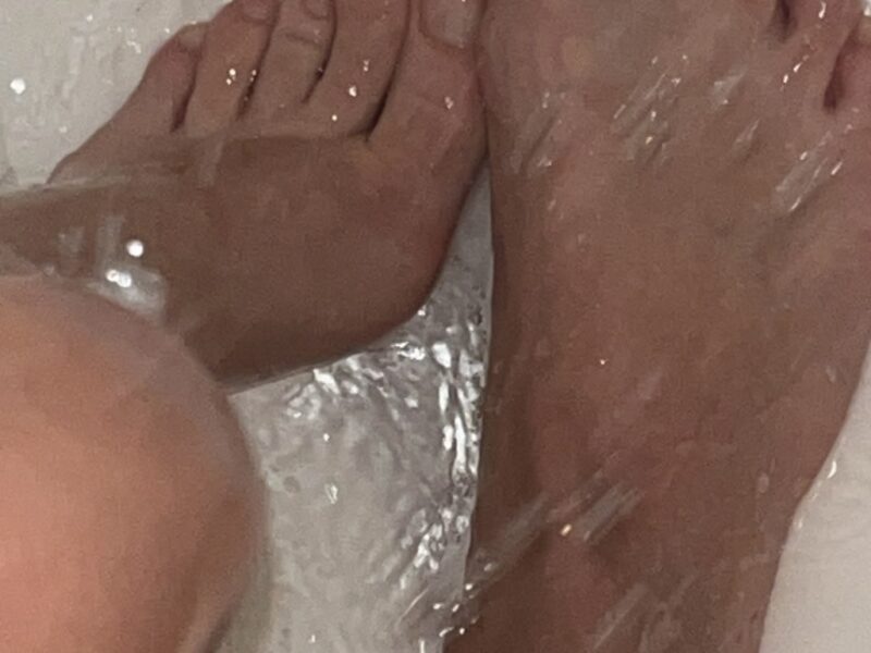 Sexy nasse Füße 💦😌