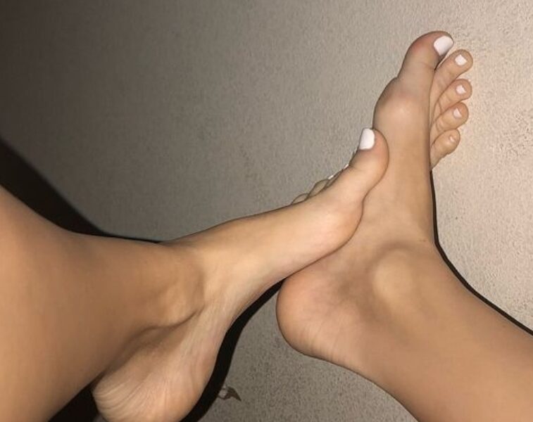 Sexy feet