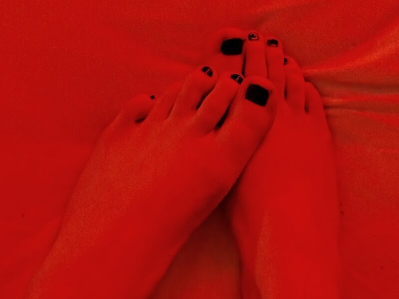 urnaugtygothictoes