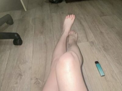 Füsse nackte beine