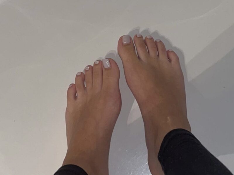Nackte füsse