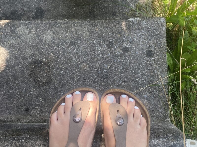 Verkaufe Fußbilder und Socken nach Wunsch