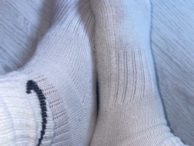 Gratis Fußbilder in weißen Nike Socken